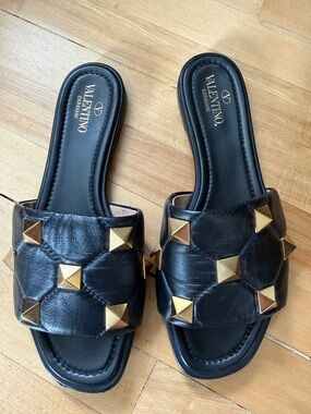 Valentino Garavani Roman Stud Black Flats  Sandals